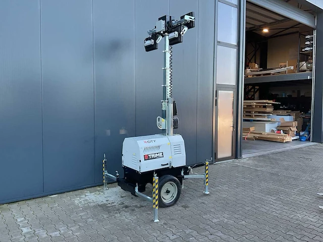 Trime x-city noodverlichting - yanmar motor - afbeelding 15 van  18