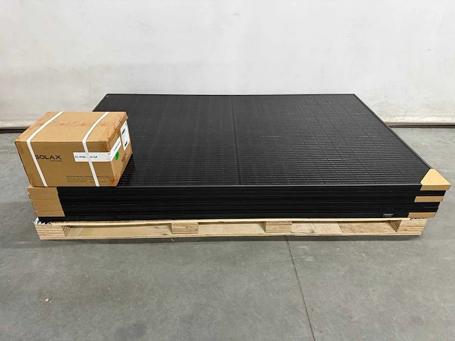 Trina - set van 6 zonnepanelen (415 wp) - solax 2.5kw omvormer - afbeelding 1 van  7