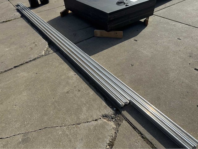 Trinasolar zonnepaneel met montage rails (9x) - afbeelding 8 van  11