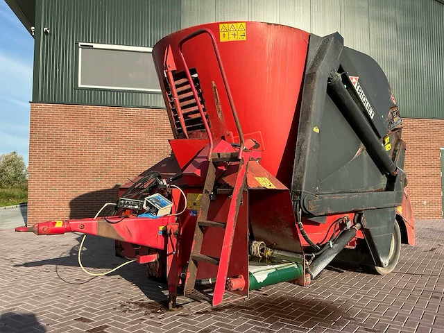 Trioliet tm -12 voermengwagen - afbeelding 17 van  29