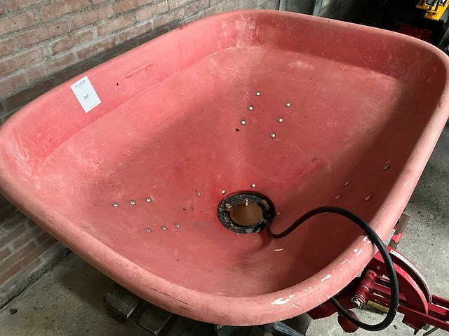 Trioliet ts4 kunstmeststrooier - afbeelding 2 van  5