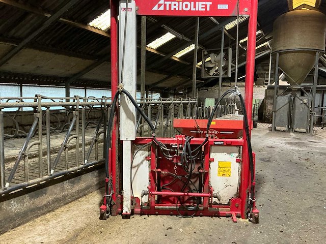 Trioliet tu-195 kuilvoersnijder - afbeelding 8 van  13