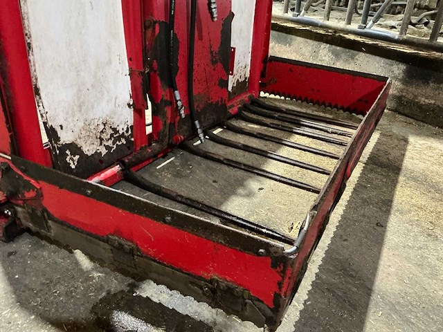 Trioliet tu-195 kuilvoersnijder - afbeelding 13 van  13