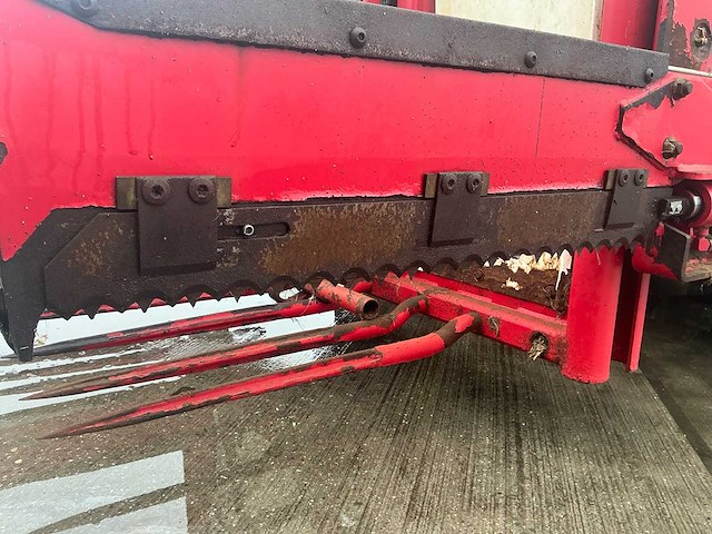 Trioliet tu-195 uitkuilmachine - afbeelding 15 van  21