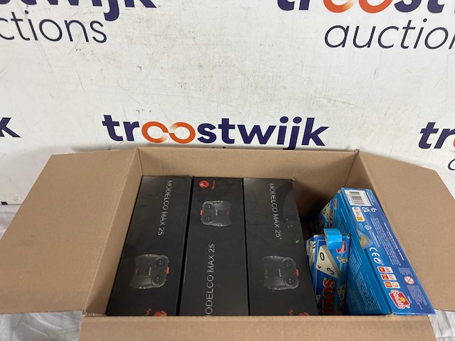 Triominos travel - reisspel + goliath 90050.006, 8 jaar, kunststof, meerkleurig - afbeelding 1 van  1