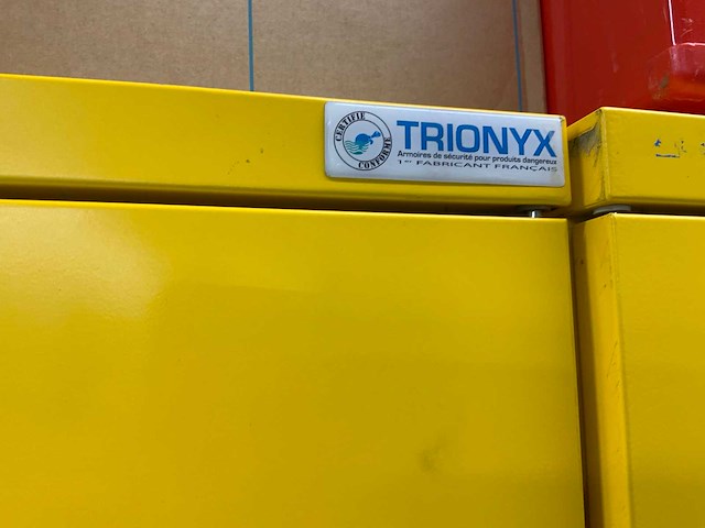 Trionyx chemicaliënkast - afbeelding 3 van  8