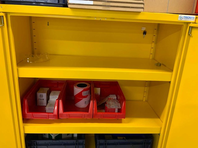 Trionyx chemicaliënkast - afbeelding 6 van  8