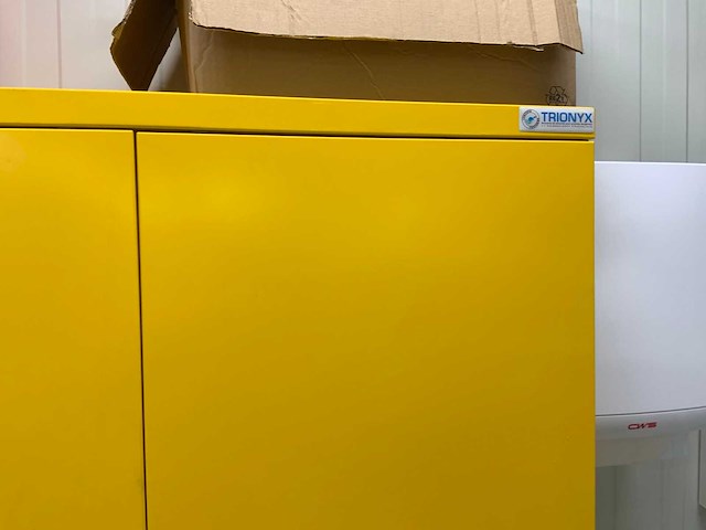 Trionyx chemicaliënkast - afbeelding 2 van  6