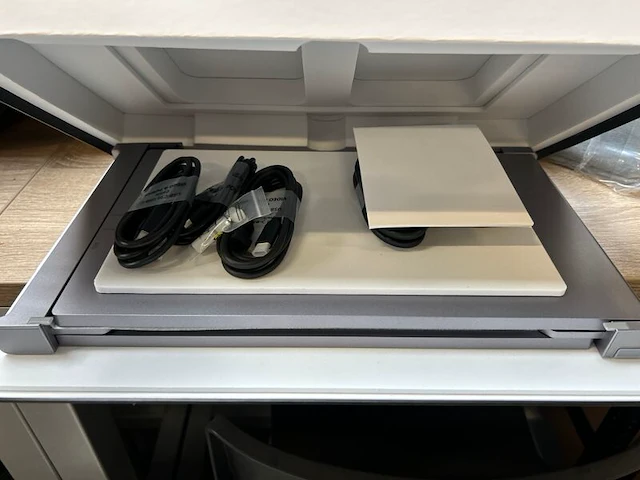 Triple-monitor uitbreiding voor laptops met tas - afbeelding 4 van  5