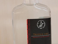 Triple sec likeur - 10 cl - winkelverkoopprijs € 4.95 - afbeelding 1 van  2