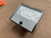 Triplet 220-g voltmeter (8x) - afbeelding 3 van  3