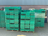 Triplett partij stapelkratten (circa 650 stuks) - afbeelding 2 van  7