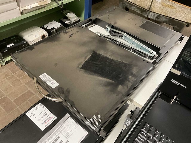 Tripp-lite b021-000-19 kvm switch - afbeelding 4 van  6