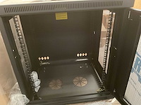 Tripp-lite smartrack enclosure smartrack (4x) - afbeelding 5 van  9