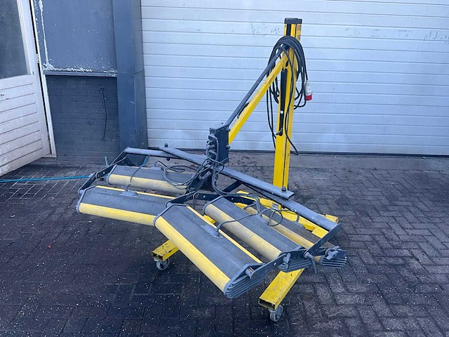 Trisk - ets 5 - infrarood uithardingslamp voor autolak (13x) - afbeelding 6 van  15
