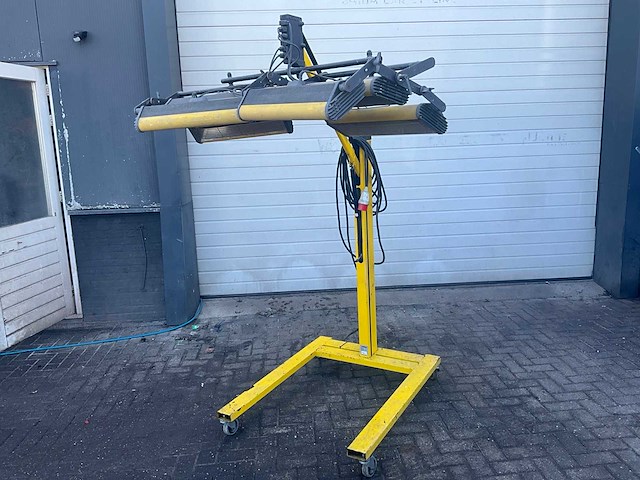 Trisk - ets 5 - infrarood uithardingslamp voor autolak (13x) - afbeelding 13 van  15
