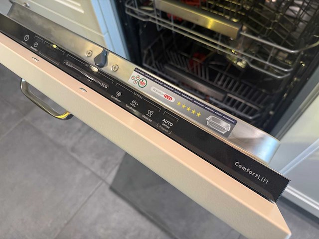 Tristar - showroomkeuken met apparatuur - afbeelding 13 van  30