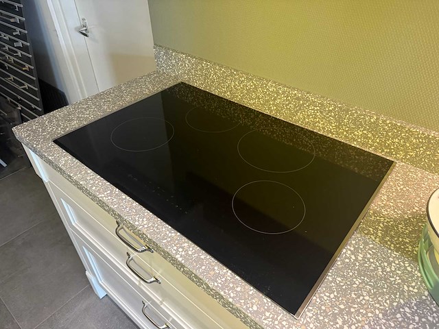 Tristar - showroomkeuken met apparatuur - afbeelding 16 van  30