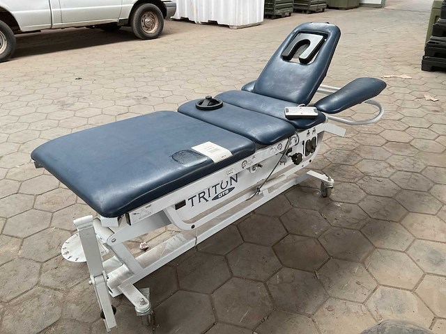 Triton dts onderzoek bed - afbeelding 1 van  9