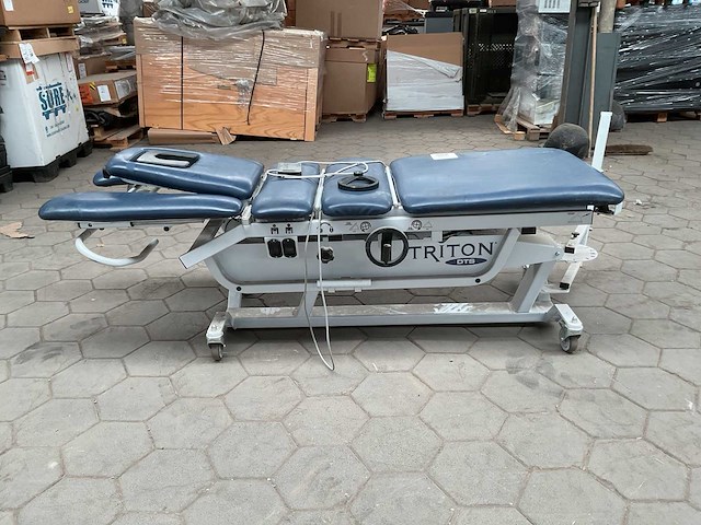Triton dts onderzoek bed - afbeelding 5 van  9