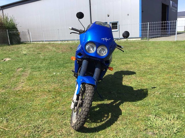 Triumph - all-road - tiger 900 - motorfiets - afbeelding 20 van  21