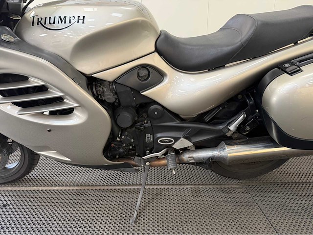 Triumph - tour - trophy 900 - motorfiets - 1999 - afbeelding 4 van  20