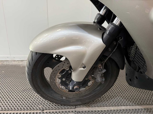 Triumph - tour - trophy 900 - motorfiets - 1999 - afbeelding 9 van  20