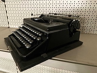 Triumph - typemachine - afbeelding 3 van  3