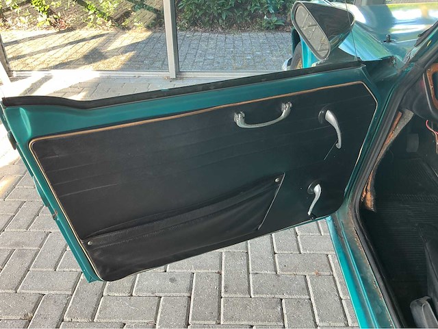 Triumph 1967 tr4a cabrio btw auto - afbeelding 7 van  15