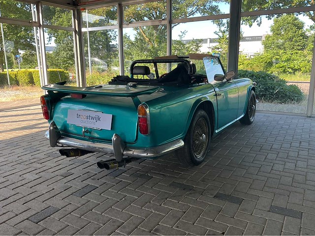 Triumph 1967 tr4a cabrio btw auto - afbeelding 15 van  15