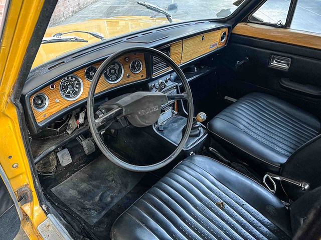 Triumph 2000 mk2 2.0 90pk 1971 youngtimer - afbeelding 8 van  19