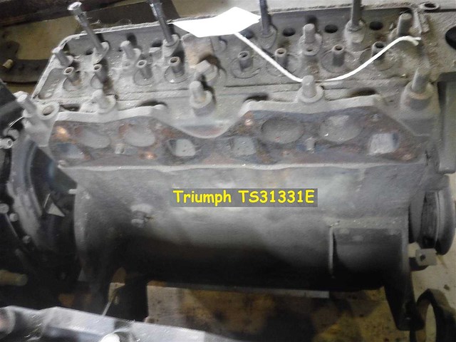Triumph engine block ts31331e | original british classic sports car engine - afbeelding 3 van  4