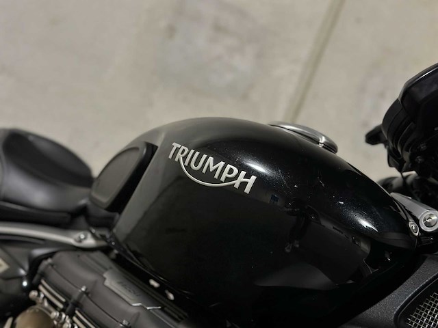 Triumph rocket 3r 2500cc 167pk 2021 - afbeelding 8 van  38