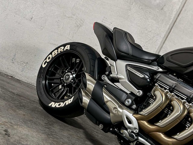 Triumph rocket 3r 2500cc 167pk 2021 - afbeelding 10 van  38