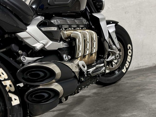 Triumph rocket 3r 2500cc 167pk 2021 - afbeelding 16 van  38