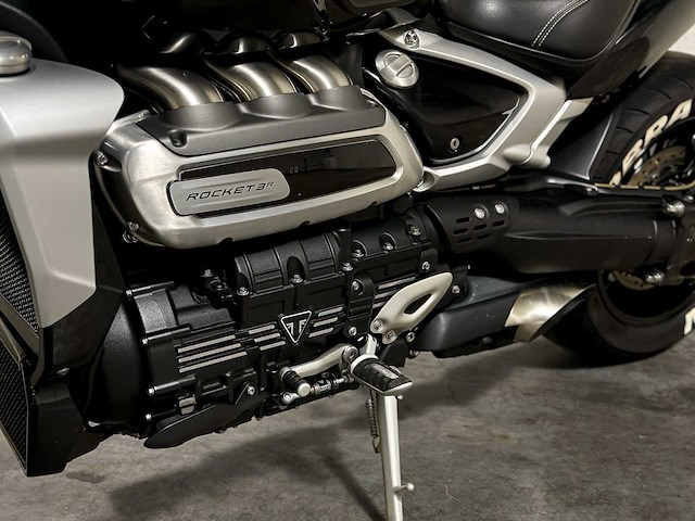 Triumph rocket 3r 2500cc 167pk 2021 - afbeelding 37 van  38
