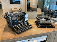 Triumph standard-12 typemachine (2x) - afbeelding 1 van  7