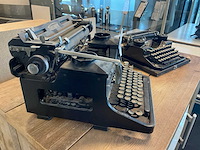 Triumph standard-12 typemachine (2x) - afbeelding 5 van  7