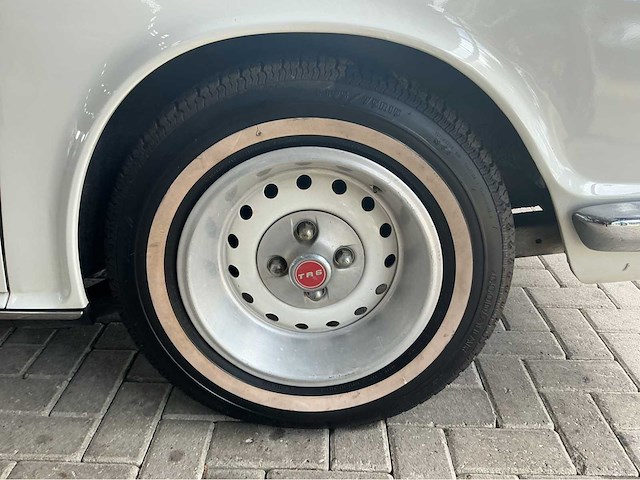 Triumph tr6 cabrio zescilinder btw auto - afbeelding 2 van  11