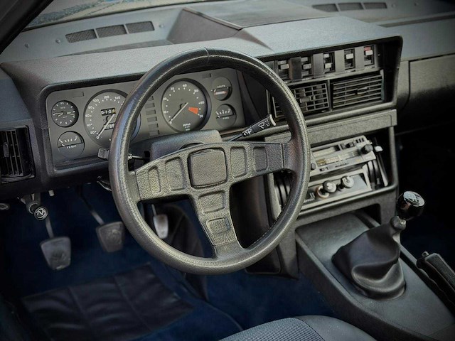 Triumph tr7 2.0 fg-43-js - afbeelding 2 van  22