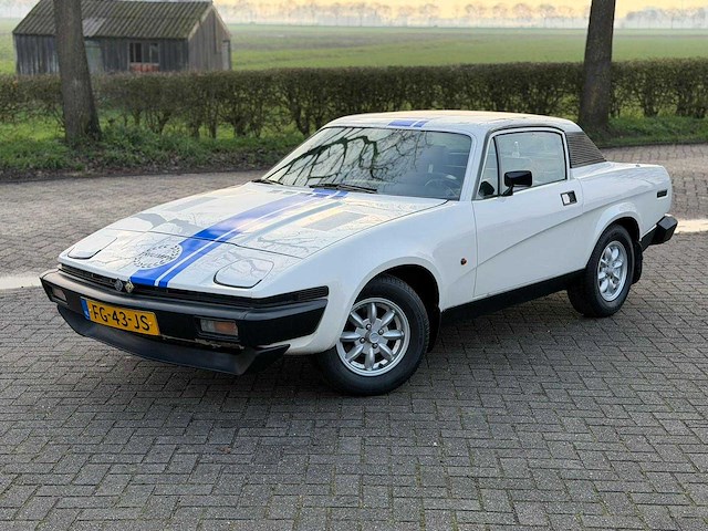 Triumph tr7 2.0 fg-43-js - afbeelding 1 van  14