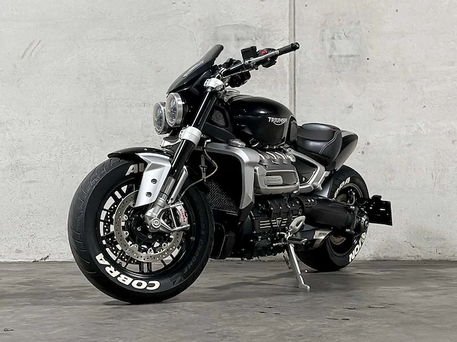 Triunph rocket 3r 2500cc 167pk 2021 - afbeelding 23 van  38