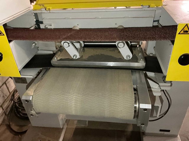 Trivec cross cutter trv 400cc bandschuurmachine - afbeelding 4 van  9