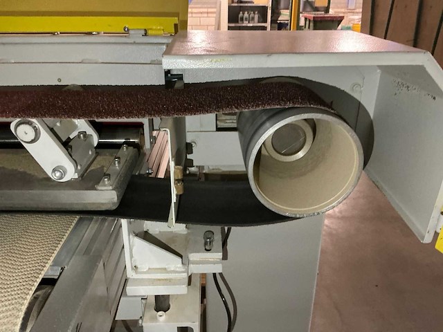 Trivec cross cutter trv 400cc bandschuurmachine - afbeelding 5 van  9