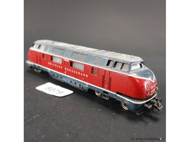 Trix diesellocomotief v200 van de deutsche bundesbahn (db) - afbeelding 1 van  6