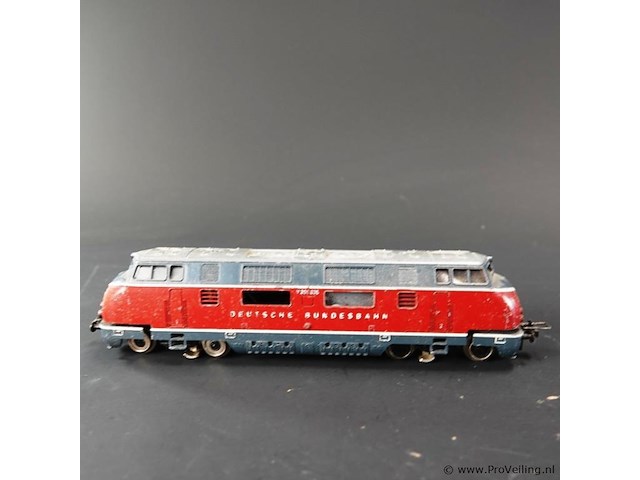 Trix diesellocomotief v200 van de deutsche bundesbahn (db) - afbeelding 4 van  6