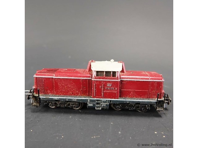 Trix express h0 diesellocomotief (type v 100 1009) van de deutsche bundesbahn (db) - afbeelding 2 van  5