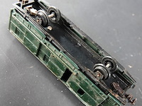 Trix express h0 (schaal 1:87) bagagewagen / güterzugbegleitwagen (artikelnummer 3302) van de duitse spoorwegen (db) - afbeelding 4 van  5