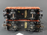 Trix express (schaal h0), vermoedelijk het type 'essen' (open hogeboordwagen), waarvan er één is uitgevoerd met een remmershuisje - afbeelding 4 van  5