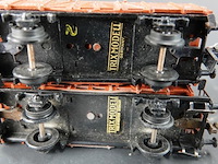 Trix express (schaal h0), vermoedelijk het type 'essen' (open hogeboordwagen), waarvan er één is uitgevoerd met een remmershuisje - afbeelding 5 van  5